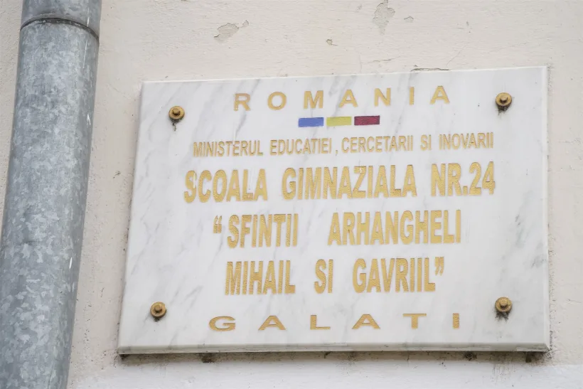 Zi de sărbătoare pentru Mănăstirea „Sfinţii Arhangheli Mihail şi Gavriil“ din Galaţi