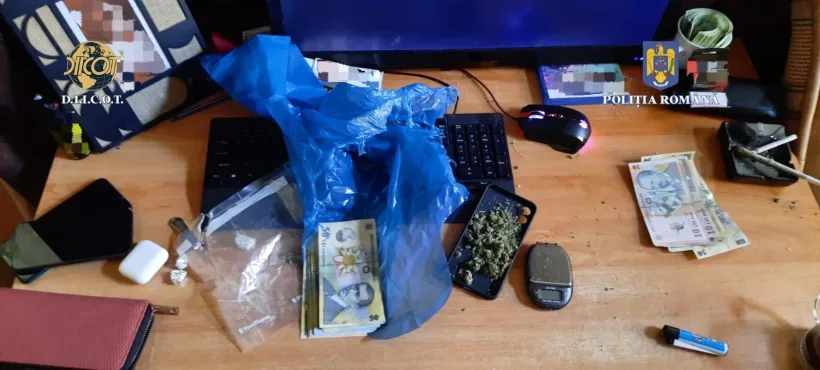 Tânăr de 18 ani din Galați reținut pentru trafic de droguri și substanțe psihoactive