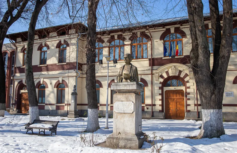 Clădirea Colegiului Național „Vasile Alecsandri” va fi renovată  cu fonduri prin PNRR