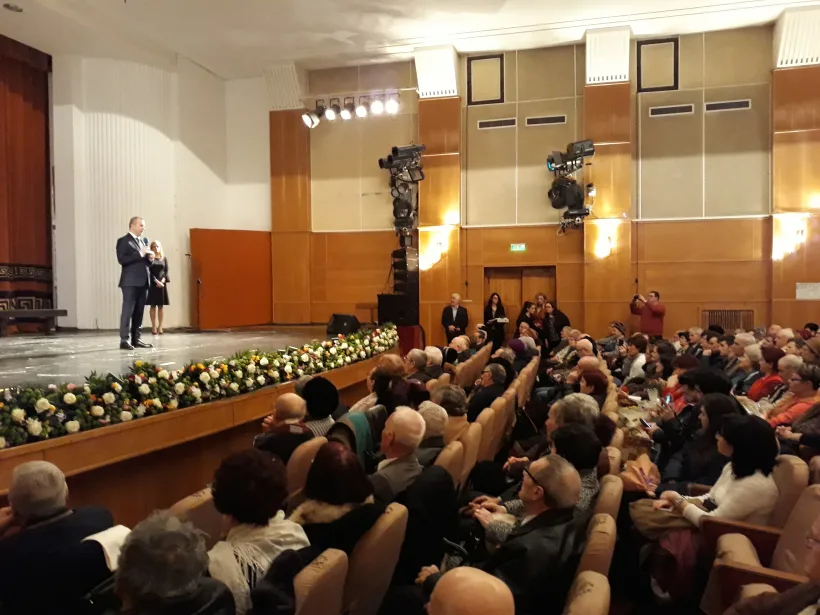 Cuplurile care au împlinit 50 de ani de căsătorie, premiate