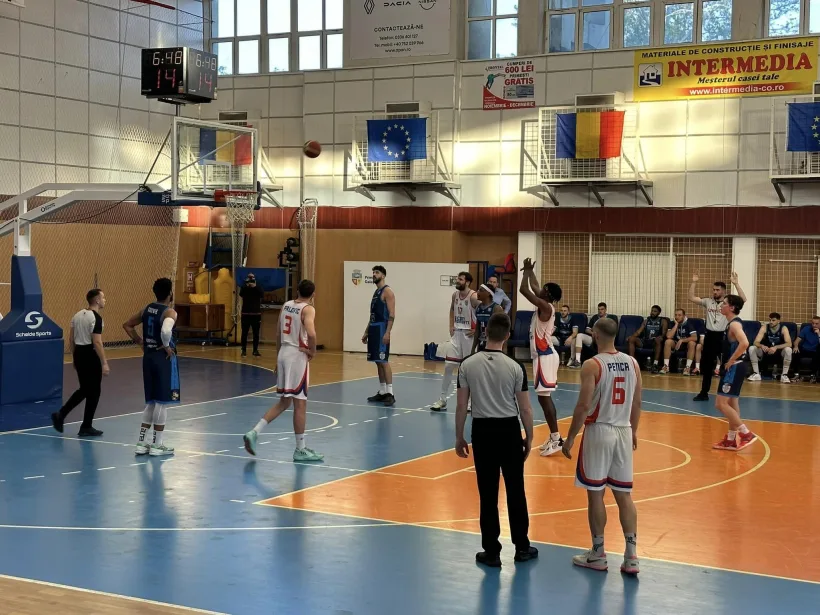Înfrângere pe teren propriu sub panou