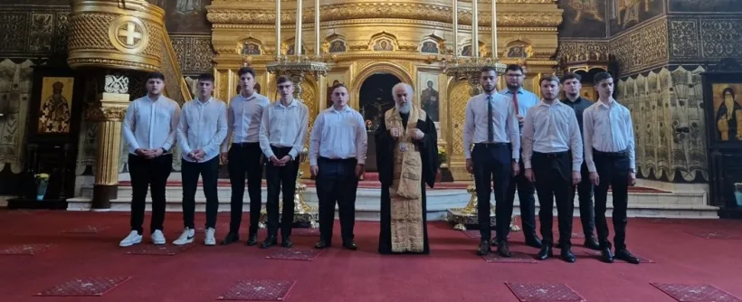 Absolvenții de seminar din Galați, candidați de facultate, au primit binecuvântarea  Înaltpreasfinţitului Părinte Arhiepiscop Casian