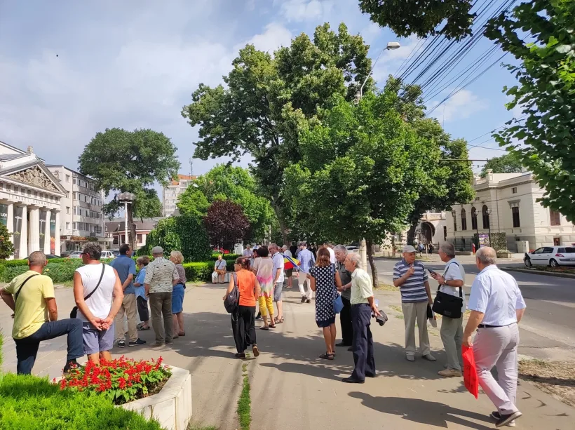 Protest față de prețul apei, la Galați: Am o factură de 300 de lei, mai mult ca la gaz și curent!