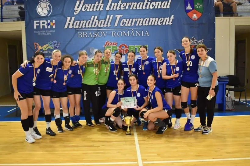 Junioarele de la CSM Galaţi s-au abonat la locul doi