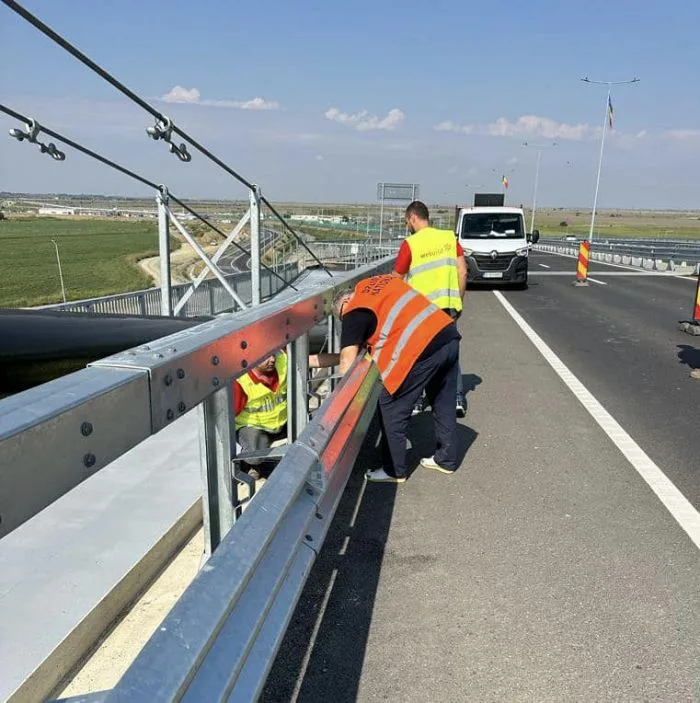 S-a încheiat numărătoarea șuruburilor de la podul peste Dunăre 
