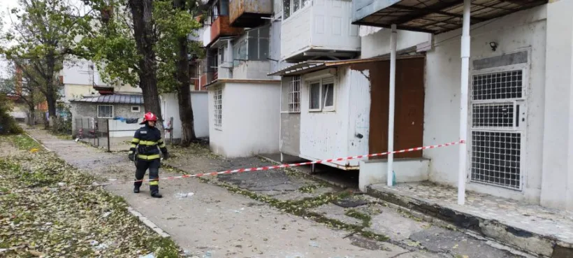 Explozie într-un bloc din Galați