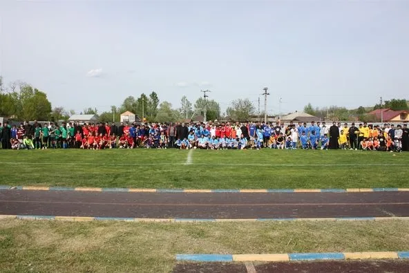 Ediţia a 9-a a Campionatului şcolar de fotbal „Tinereţe şi credinţă”