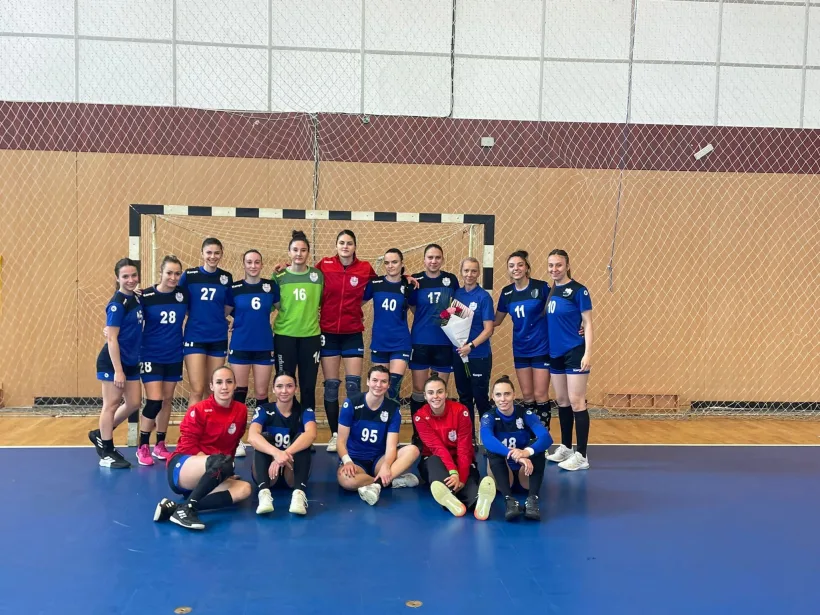 Handbalistele de la CSM Galaţi joacă pentru promovare la Iaşi