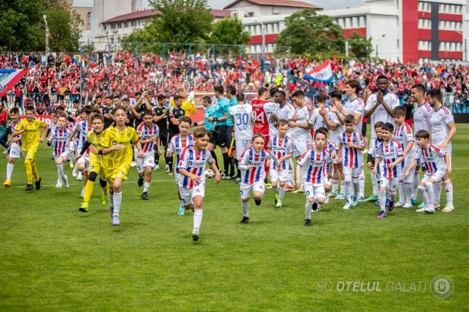 Oţelul s-a despărţit de şapte jucători