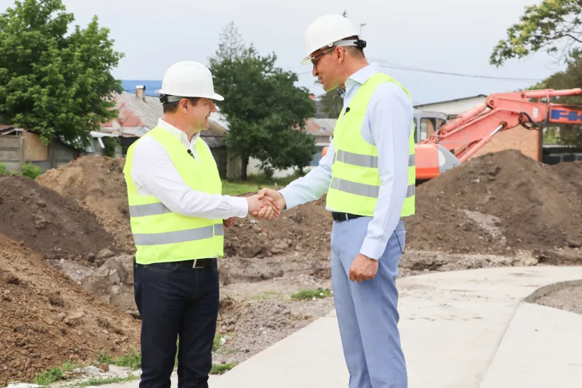 A început construcția unui spital nou la Tecuci. Costel Fotea: Am alocat din bugetul propriu al CJ aproape 40 de milioane de euro pentru această construcție
