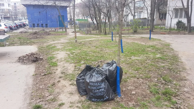 Colectarea deșeurilor menajere din zonele de case ale Galațiului, amânată cu trei zile