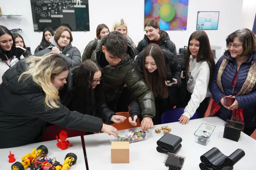 „Imprimarea 3D: Știința cu gust de ciocolată” la UDJG