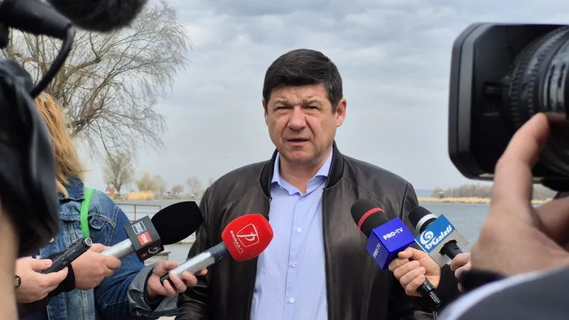 Prima repopulare cu pește la Balta Zătun, în 2025. Costel Fotea: Este unul dintre cele mai apreciate locuri de pescuit din județul Galați