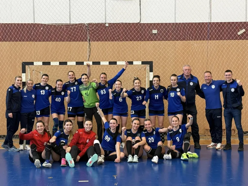 Victorie categorică pentru handbalistele de la CSM Galaţi