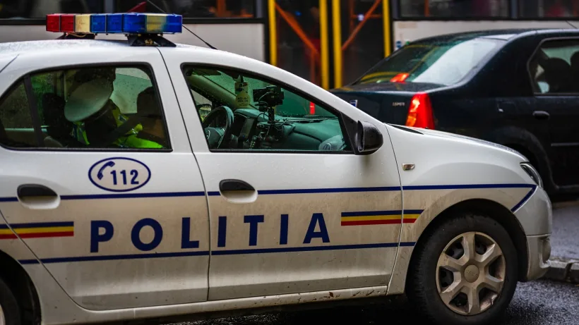 Circulația blocată pe DN 25: patru mașini au fost implicate într-un accident