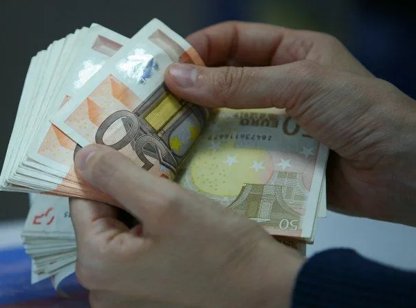 Un miliard de euro, bani de la Comisia Europeană, vor veni pentru întreprinderile mici și mijlocii