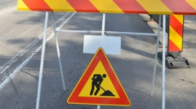 Atenție, șoferi: se modifică regulile de circulație la intersecția străzilor Calea Smârdan și Bulevardul Milcov