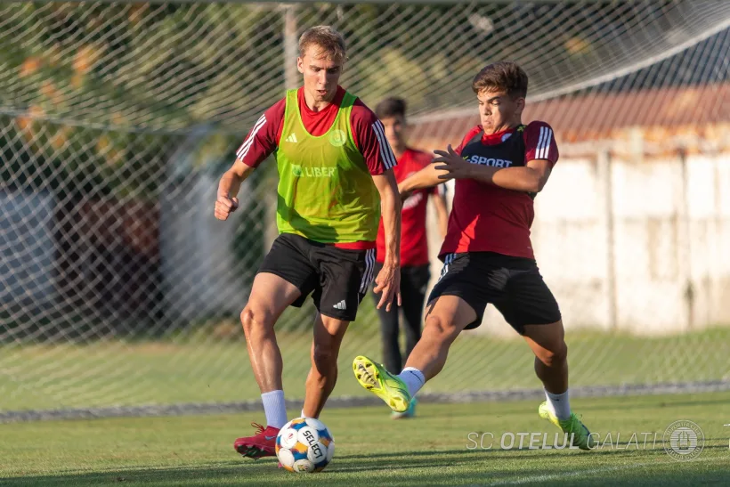 Oţelul joacă la Mioveni cu FC Argeş