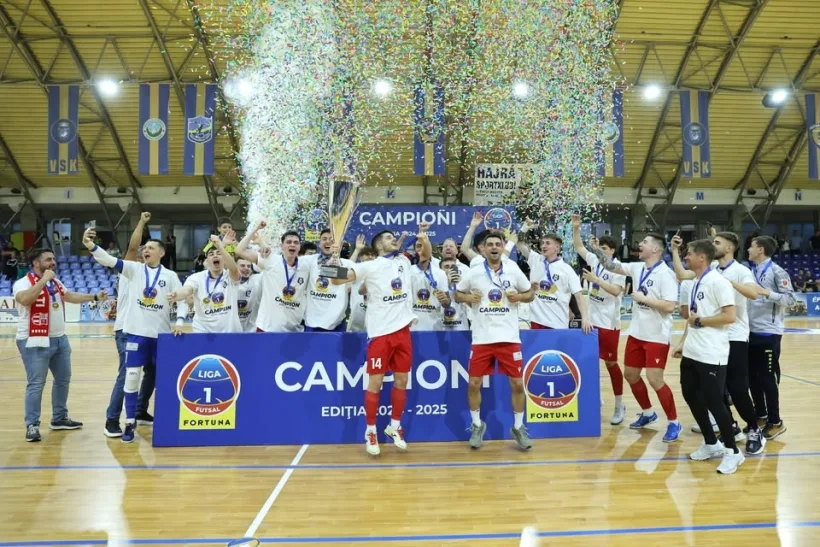 „Tigrii” de la United mai au loc în vitrină de trofee