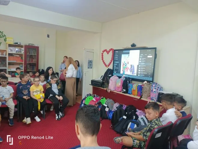 55 de școlari gălățeni, aflați în risc de abandon școlar, vor merge la cursuri