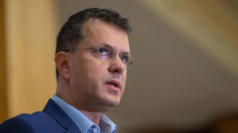 Demisie la MApN: Ionuț Moșteanu părăsește funcția de ministru