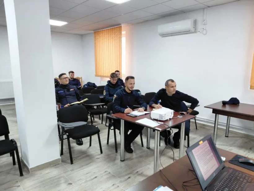 Primele două ore contează: jandarmii gălățeni se specializează în gestionarea dezastrelor