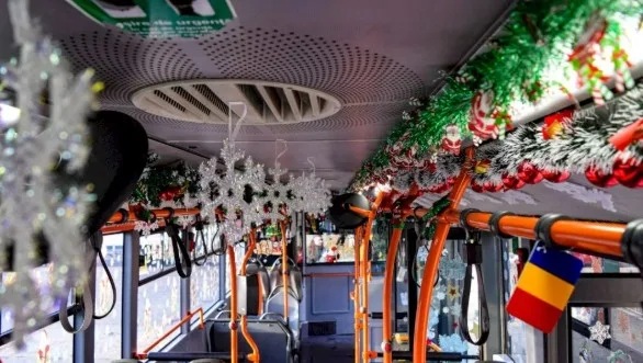 Plimbări gratuite cu Autobuzul lui Moș Crăciun, pe 17 și 18 decembrie, la Galați