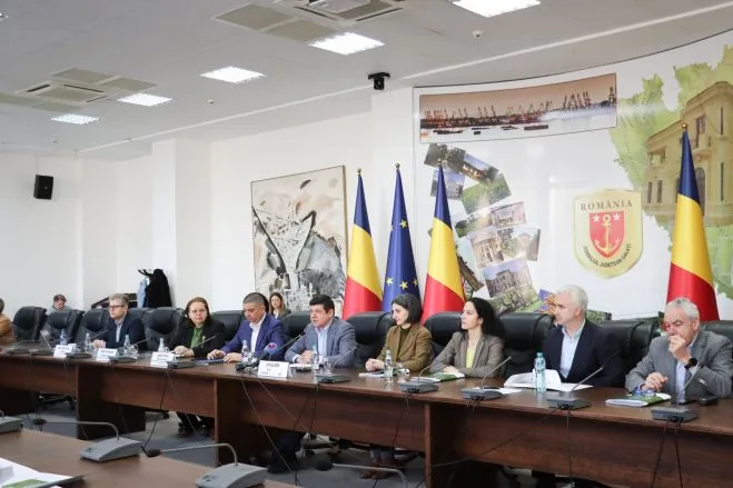 Costel Fotea: 166 de microîntreprinderi au depus proiecte în valoare de 45,6 milioane de euro. Astăzi au fost semnate primele contracte