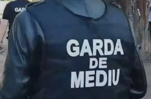 Un operator din domeniul cărnii de pasăre, amendat și suspendat de autoritățile gălățene