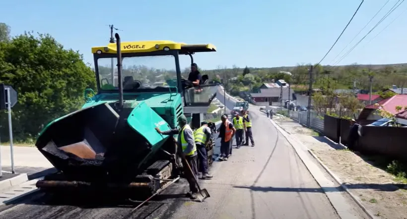 Costel Fotea: Drum județean modernizat la Bălășești. Se toarnă asfalt pe DJ251B