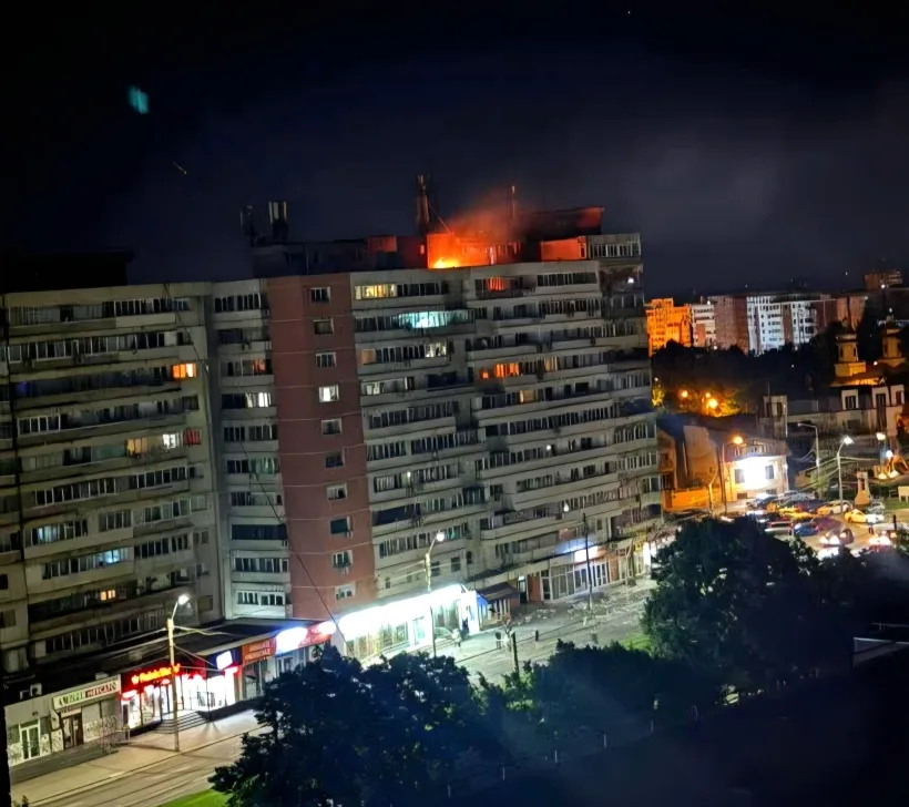 Incident grav la Galați: dronă implicată în atacurile asupra Ucrainei a căzut pe un bloc
