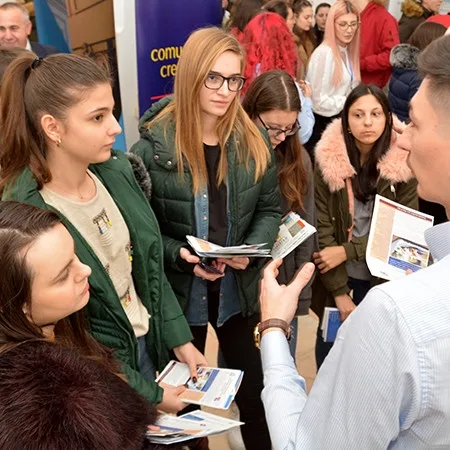 Târgul educațional „Student #UDJG” ajunge la Focșani
