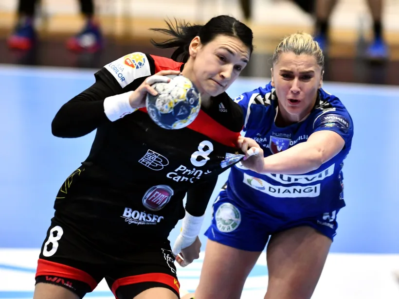 Două jucătoare din Liga Florilor Mol, Cristina Neagu şi Asma Elghaoui, în echipa ideală a Ligii Campionilor