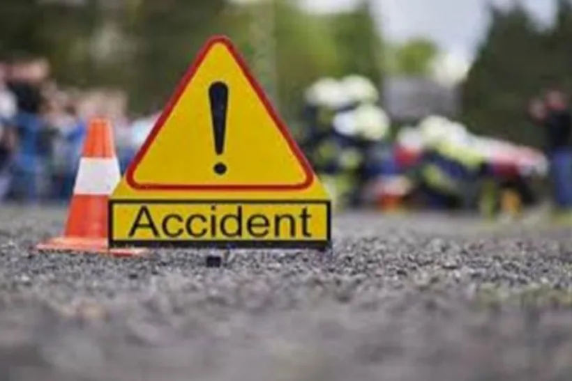 VIDEO Doi polițiști din Brăila au murit într-un accident rutier. Mașina în care se aflau cei doi a luat foc ca o torță