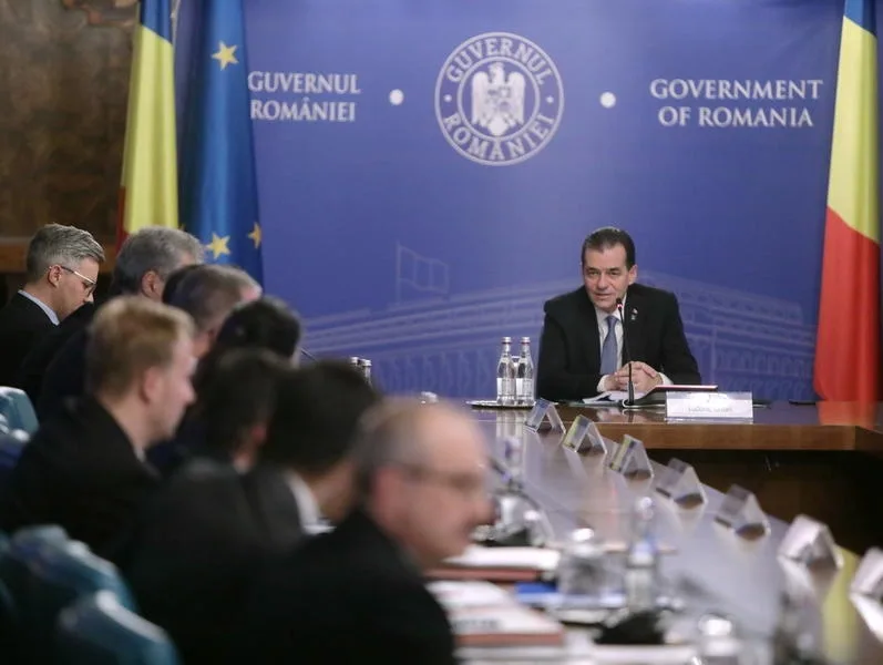 Măsurile promise de Guvernul Orban: granturi, program agresiv de ajutoare de stat pentru atragerea de investiții, 8 depozite regionale de legume și fructe, 3.000 km de auto