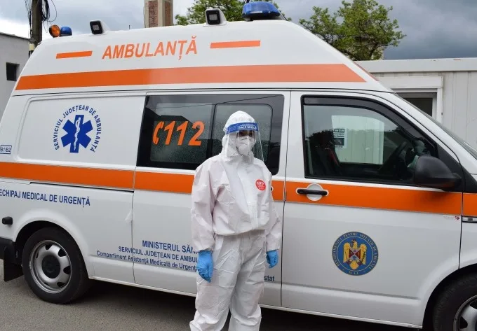 Tătaru: "Sperăm ca din a doua jumătate a lunii octombrie să mergem pe o pantă descendentă a cazurilor de COVID-19"