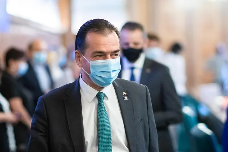 Premierul Orban, testat COVID după ce a stat într-un platou TV alături de o persoană care a fost confirmată pozitiv