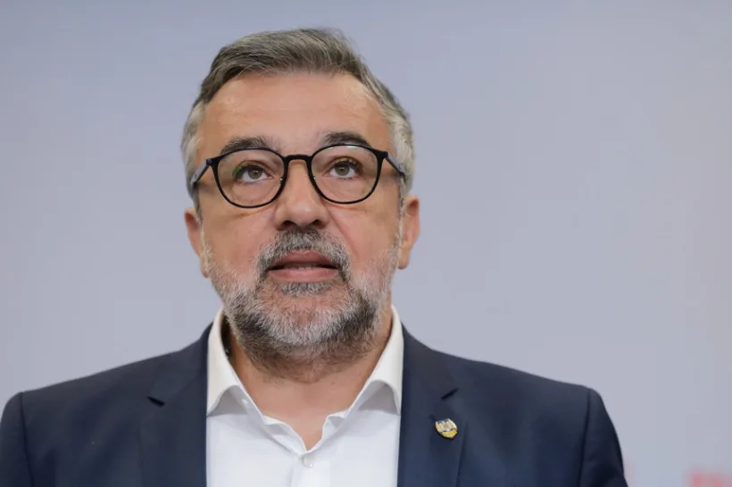 Romaşcanu:"Cu o strategie băsesciană, este primul motor electoral al PNL"