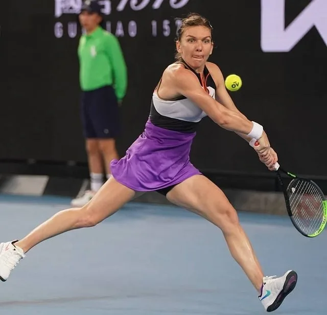 Simona Halep ajunge în optimi la AO