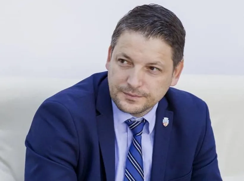 Un senator din Galați atacă Guvernul: „Oricine poate fi ministru pentru că nu face nimic”