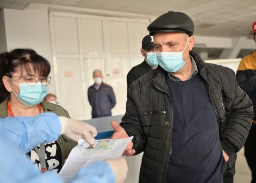 Liberty Galați a început vaccinarea propriilor angajați