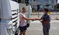 Șofer din Republica Moldova, prins băut la volanul unui automarfar