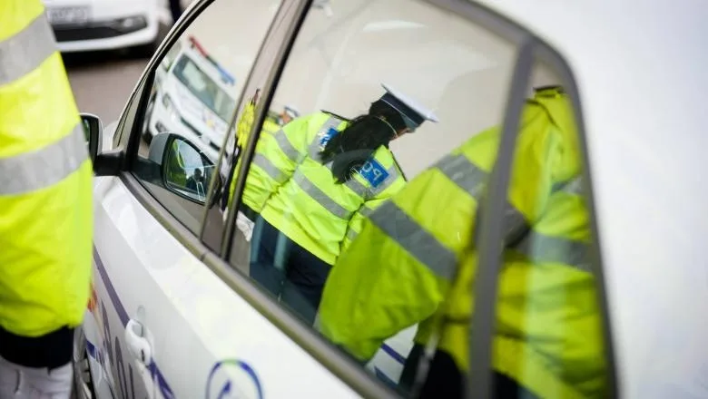Polițiștii gălățeni caută un bărbat care nu a respectat regulile izolării la domiciliu. El riscă dosar penal
