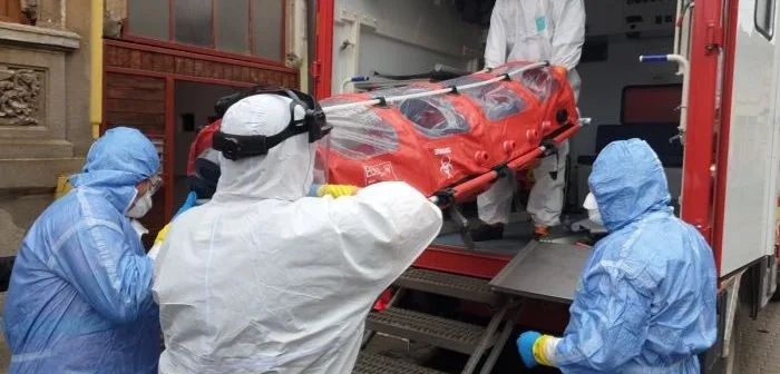 România trece în al doilea scenariu de răspuns la coronavirus: 4 noi cazuri de îmbolnăvire!