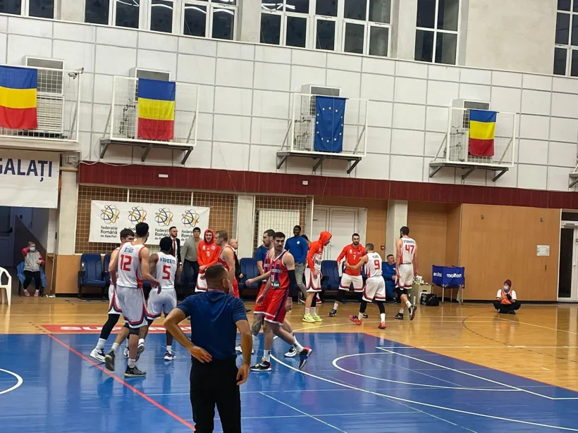 Baschetbaliştii de la CSM Galaţi au pierdut la Constanţa dar forţează calificarea pe teren propriu