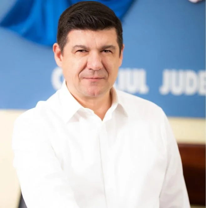 Mesajul președintelui Consiliului Județean Galați de Anul Nou: „Să prețuim fiecare clipă petrecută cu părinții, bunicii și copiii noștri”