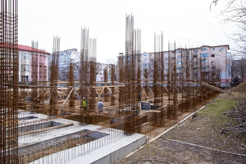 Un nou corp de școală se construiește la Școala ”Dan Barbilian”