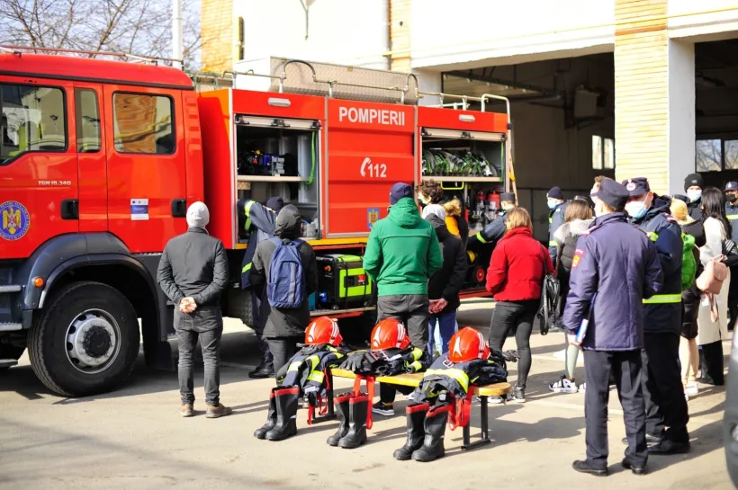 O nouă serie de voluntari, instruiți la ISU Galați