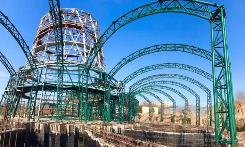 Consiliul Județean Galați construiește cea mai spectaculoasă seră de plante exotice din ţară