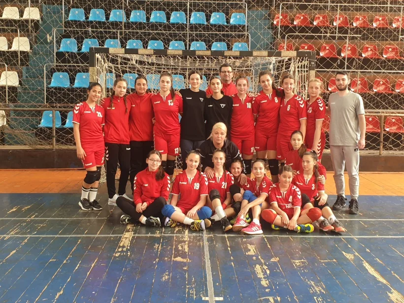 Olimpicele gălăţene sunt în cursa pentru medalii la junioare 4